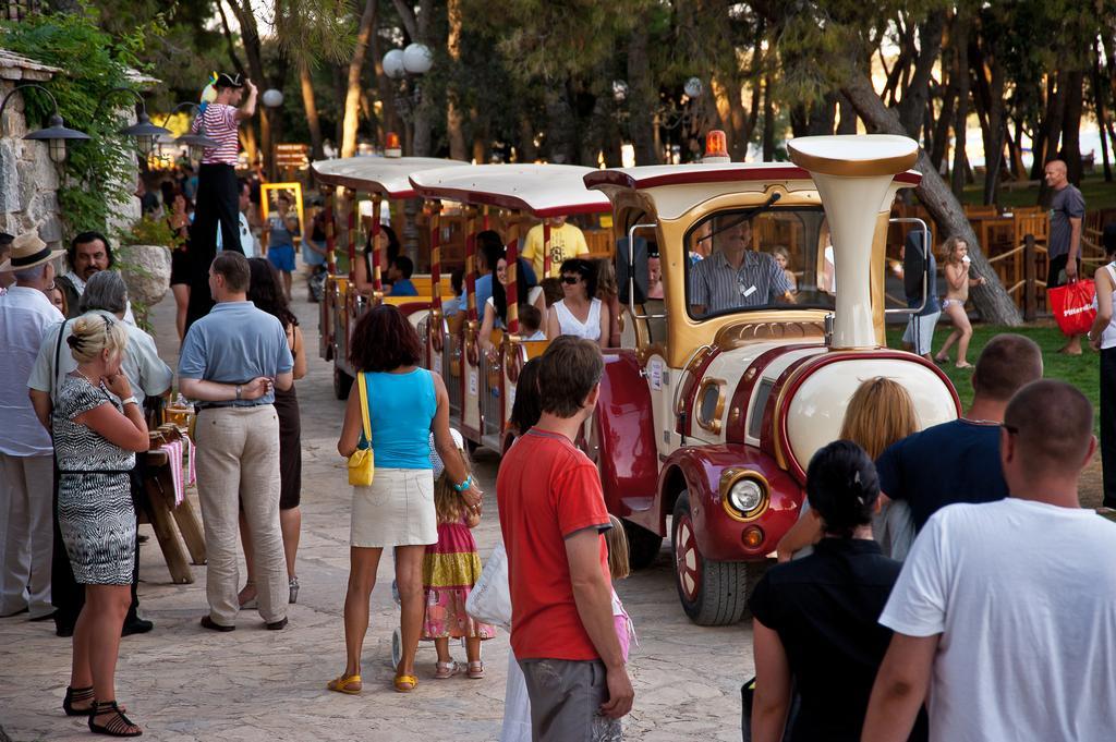 Amadria Park Camping Sibenik Mobile Homes Экстерьер фото